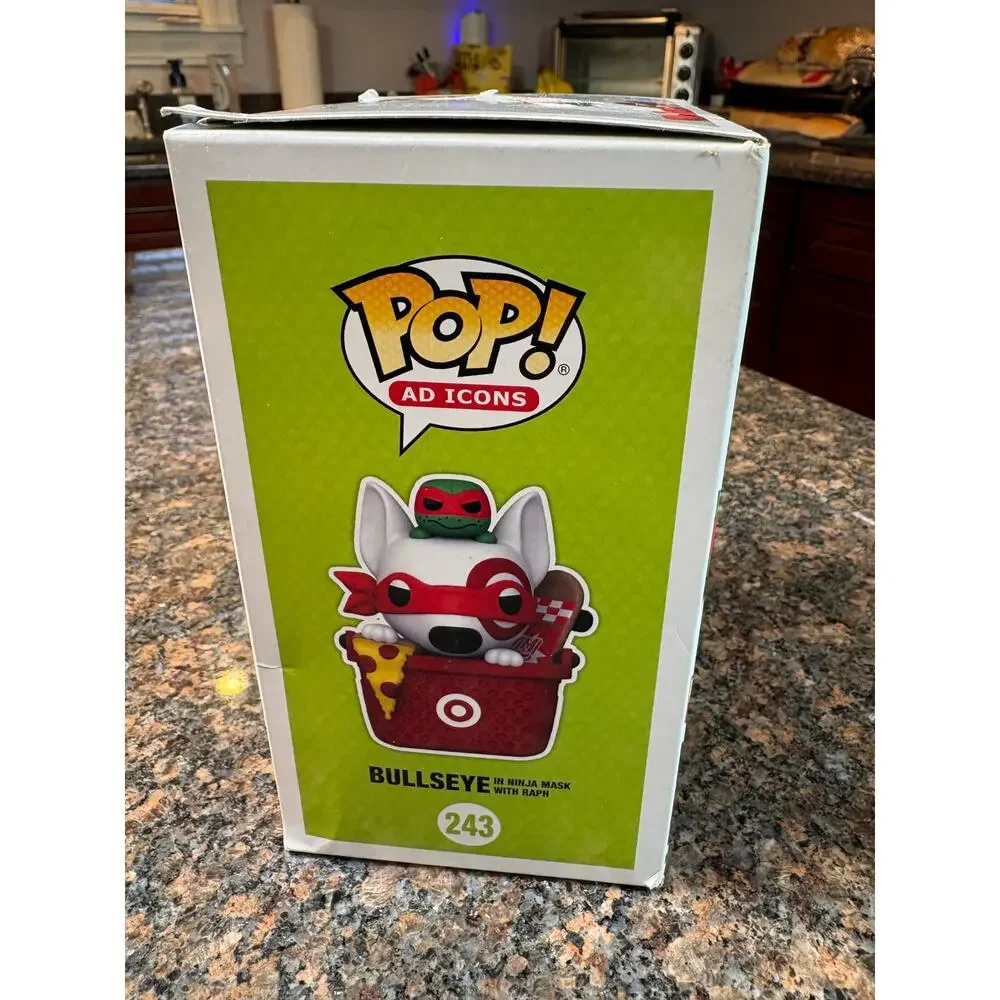 Funko Pop! 243 Teenage Mutant Ninja Turtles & Target Bullseye Dog in Ninja Mask - Picture 6 of 8